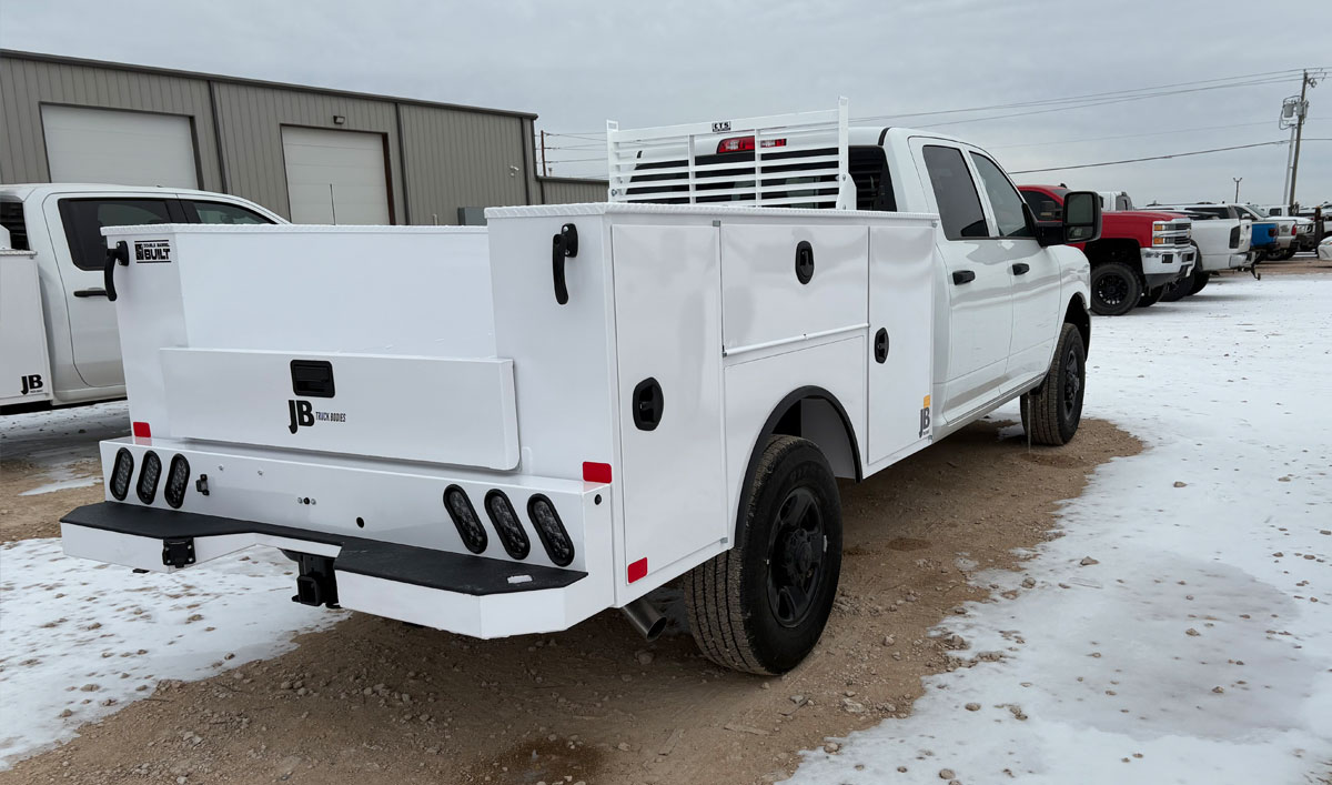 Service Body Install 23