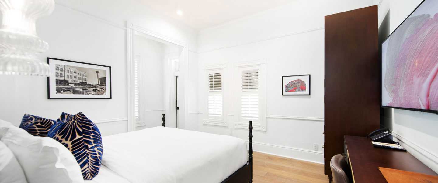 1 King Bed Deluxe with Balcony